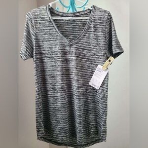 Athleta Breezy Striped Scoop Tee NWT Md